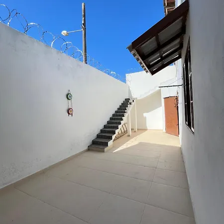 Casa Por Do Sol Amarelo Araruama Exterior photo