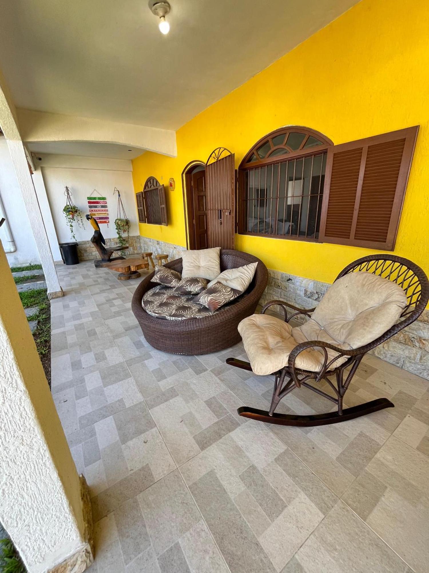 Casa Por Do Sol Amarelo *