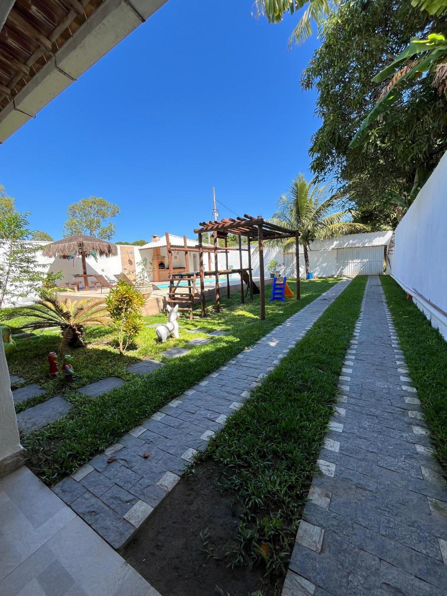Casa Por Do Sol Amarelo Holiday home Araruama